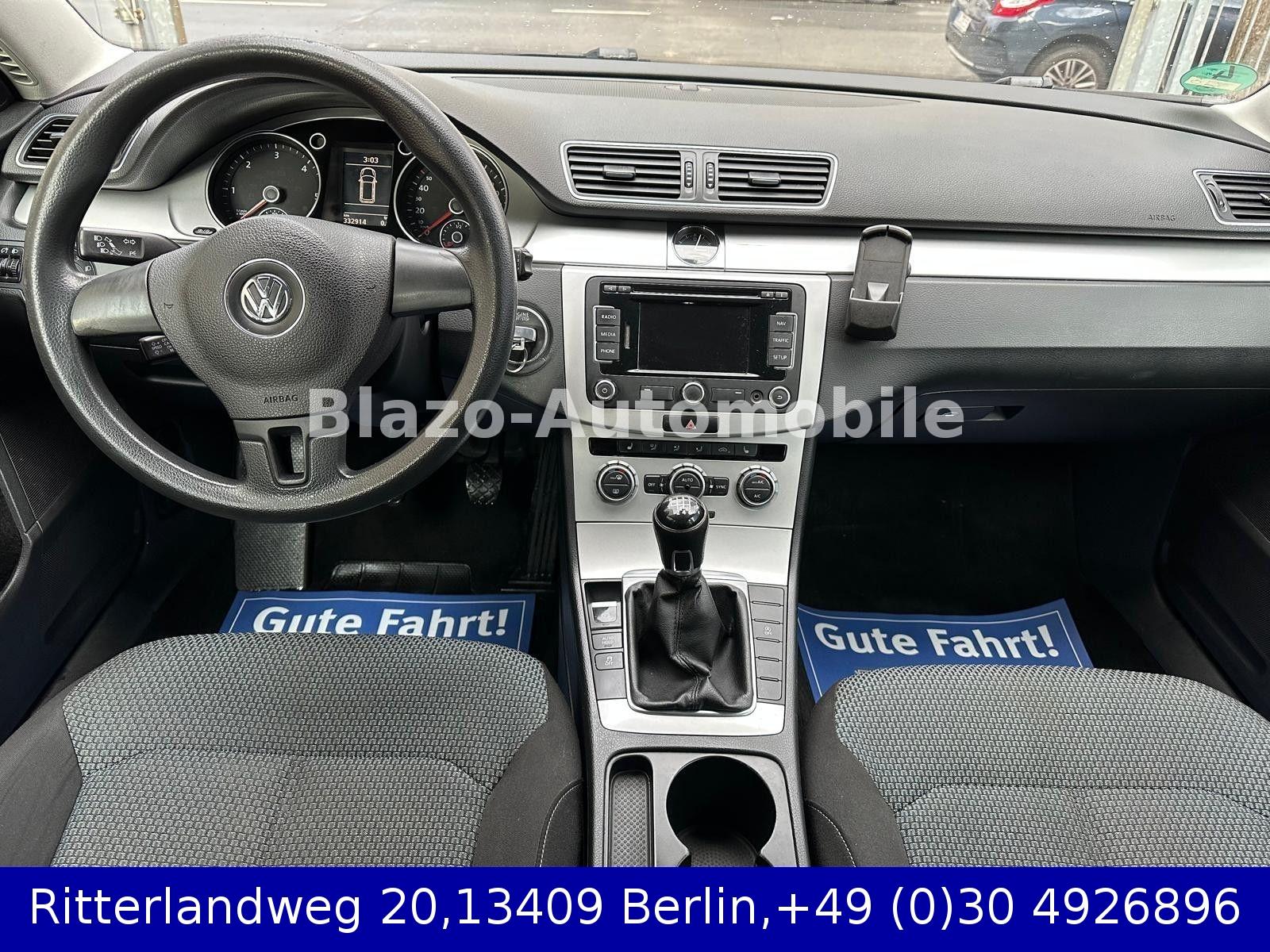 Volkswagen Passat 2012 — photo 10