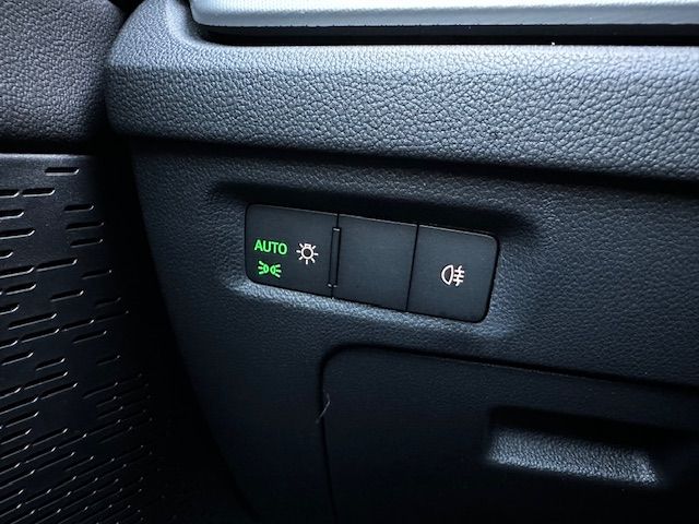 Octavia Combi Selection KAMERA;LED;SHZ;CARPLAY