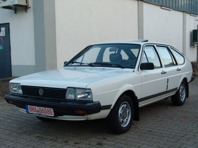 Volkswagen Passat *2.Hand*Orginal Km*Guter Zustand