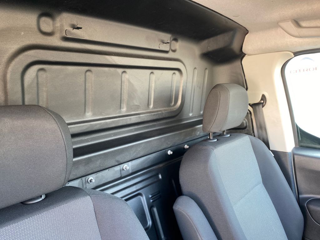 Fahrzeugabbildung Citroën Berlingo 1.5 BlueHDi 100 M S&S Club *Einparkhilf