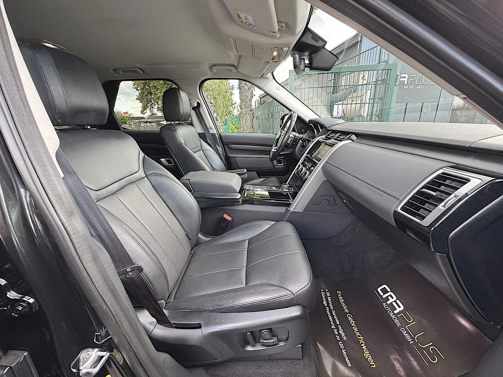 Fahrzeugabbildung Land Rover Discovery 5 2.0 TD SD4 HSE BLACK 4x4 *AHK*LED*