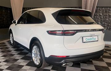 Porsche Cayenne - 6