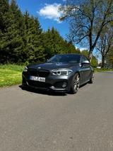 BMW 125d M Sport A M Sport - graue BMW 125