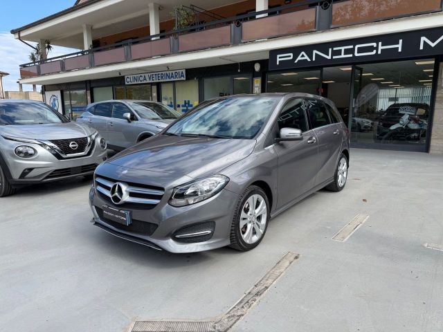MERCEDES-BENZ B 180