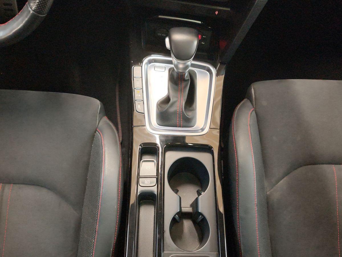 Kia CEED 1.6T GT PANO-DACH+NAVI+LED+KAMERA+SITZHEIZU