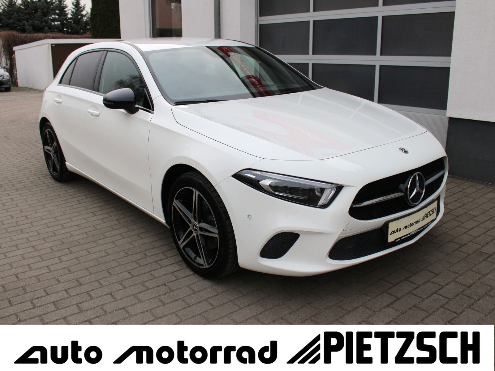 MERCEDES-BENZ A 200 Progressive Kamera LED Navi RS SHZ Tempoma