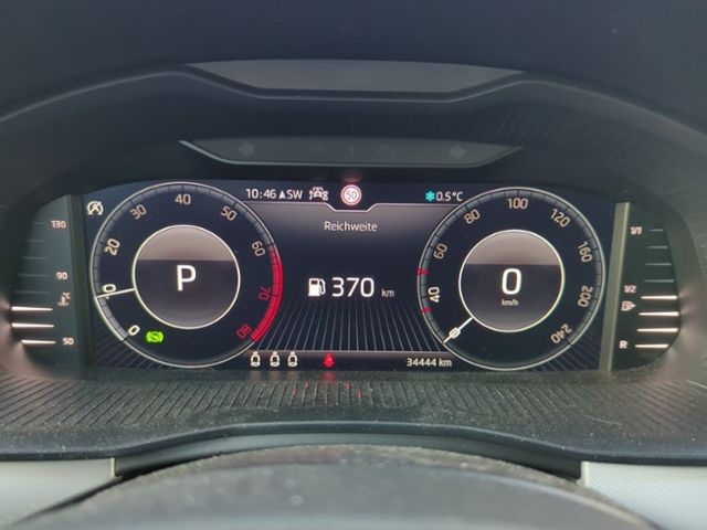Fahrzeugabbildung SKODA Kamiq 1.0 TSI DSG Drive NAV PDC