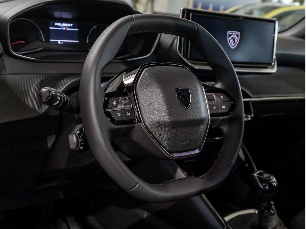 Peugeot 2008 - Bild 11