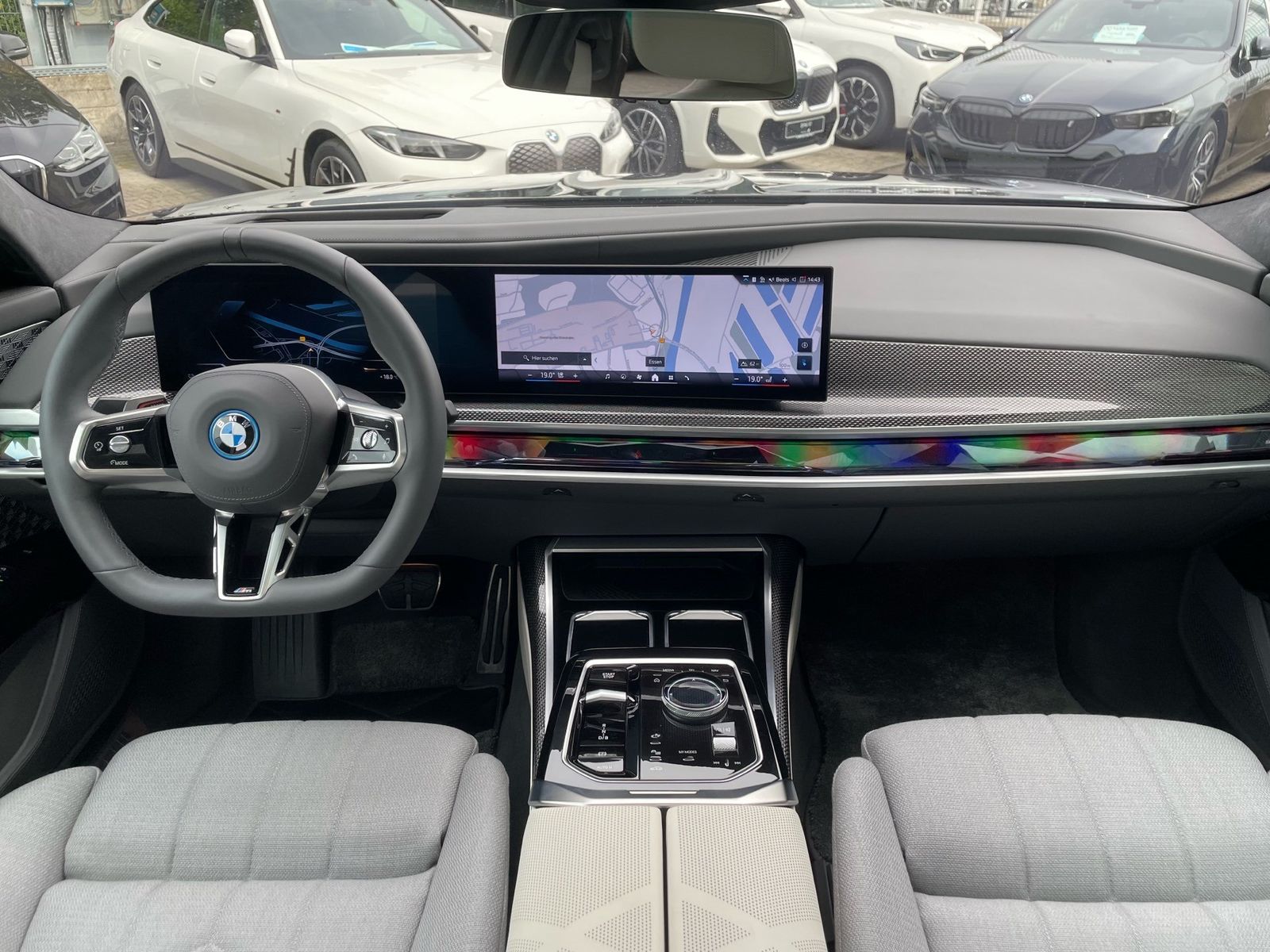 BMW i7 xDrive60 Limo M Sport Execu.Lou.Sit. elTür foto 3