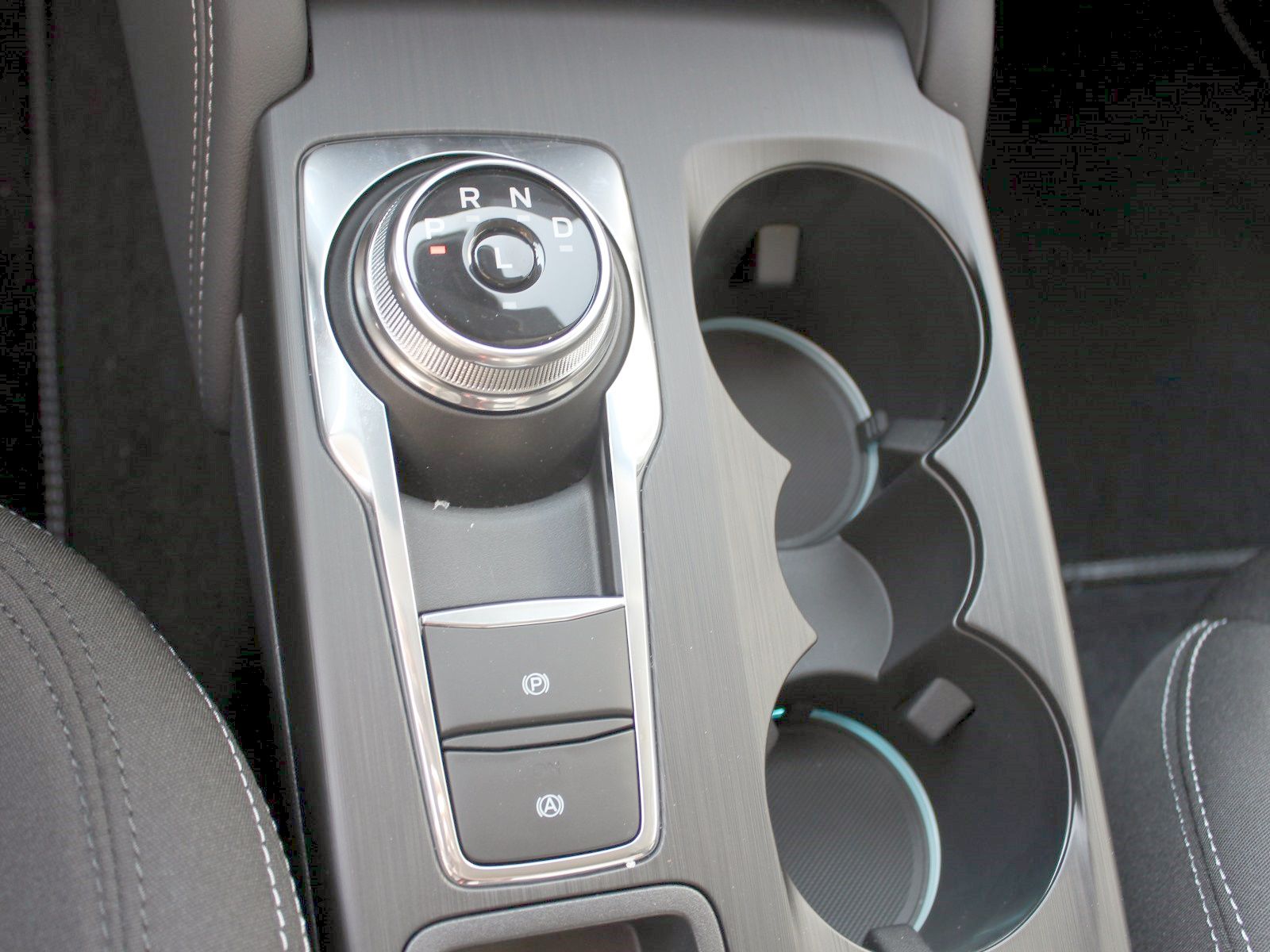 Fahrzeugabbildung Ford Focus Titanium X 1,5 EcoBlue