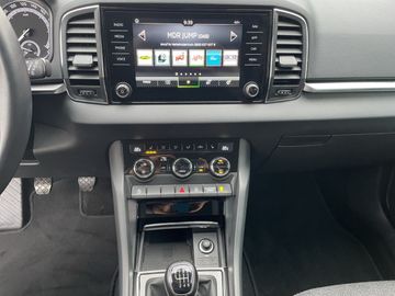 Skoda Karoq 1.0 TSI Clever *4XSHZ*DAB*LED*SHZ*PDC*TEL*