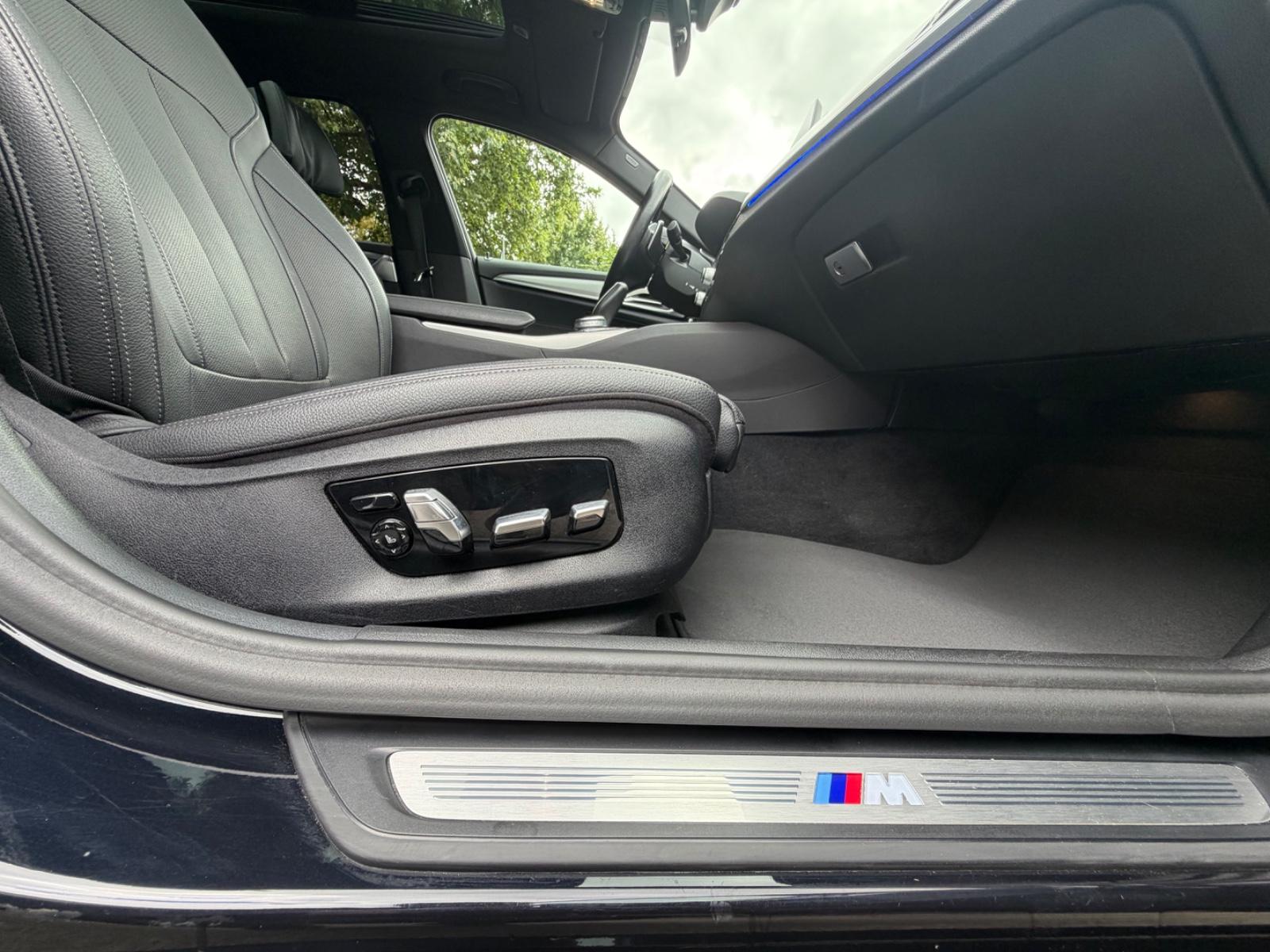 BMW 530d  Touring   M-Sport Performance  1-Hand