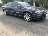 Volkswagen Phaeton 4.2 V8 lang 4MOTION Tiptronic 5-Sitzer - - Volkswagen Phaeton: Lang