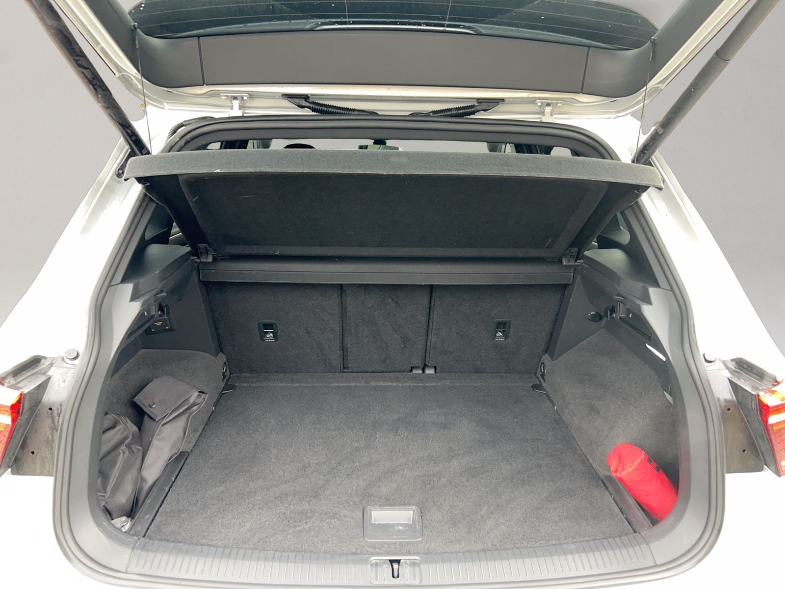 Tiguan R 4Motion, Matrix LED, AHK, Black Style,