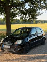 Ford Fiesta Ghia 1,4 - Ford Fiesta aus 2005: Ghia