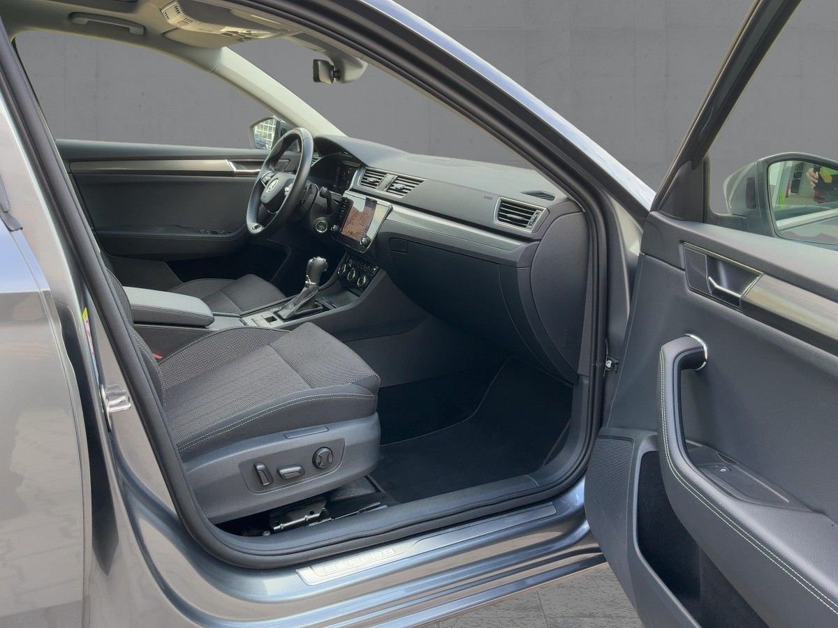 Skoda Superb - Bild 12