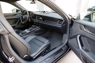 Porsche 992.2 4 GTS Coupe*14-W,ACC,BOSE,Schiebedach,360°