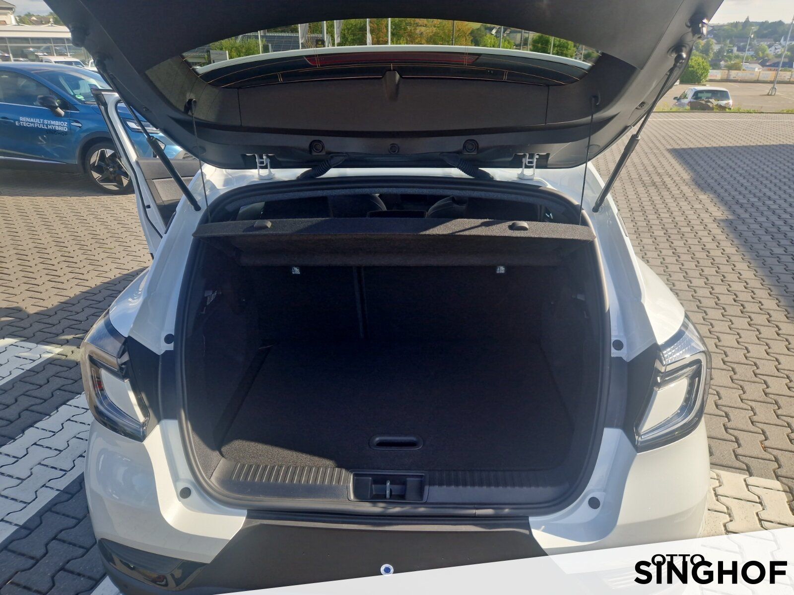 Fahrzeugabbildung Renault Captur Techno Mild Hybrid 140 EDC