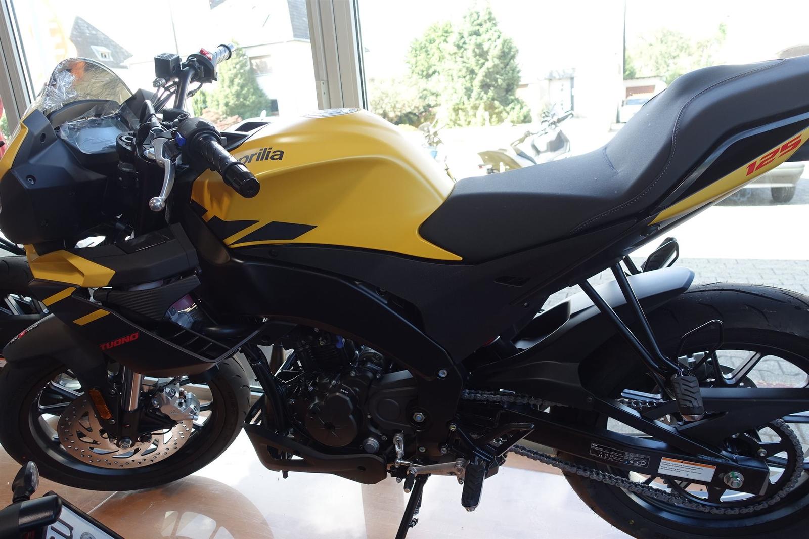 Aprilia Tuono 125