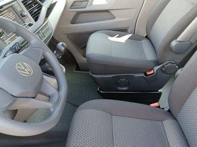 Fahrzeugabbildung Volkswagen T6.1 Transporter TDI Kombi 8 Sitzer Klima, PDC,