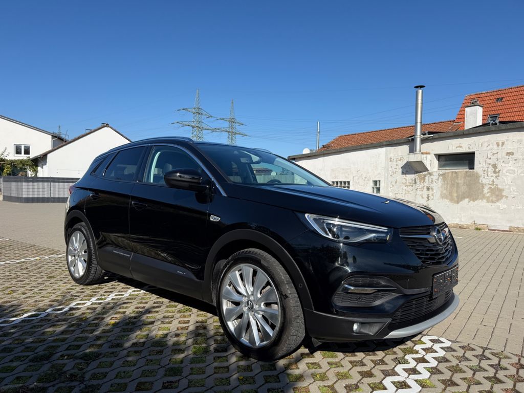 Image of Opel Crossland (X)