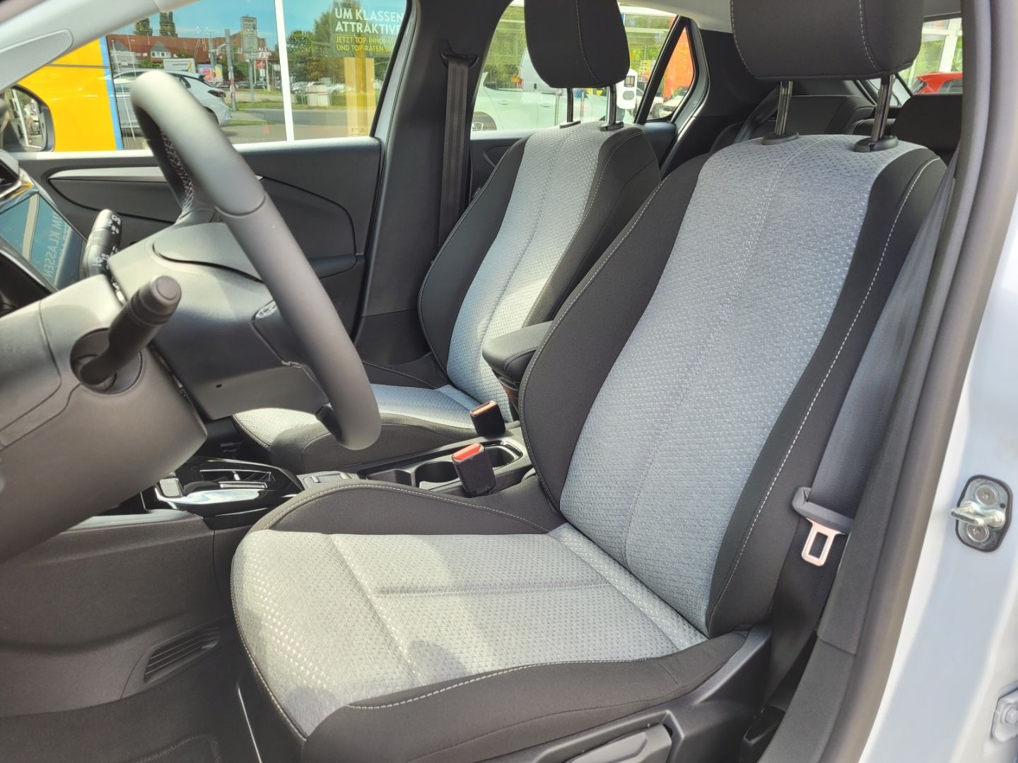 Fahrzeugabbildung Opel Corsa F Edition Hybrid SHZ+LHZ+Kamera+Allwetter