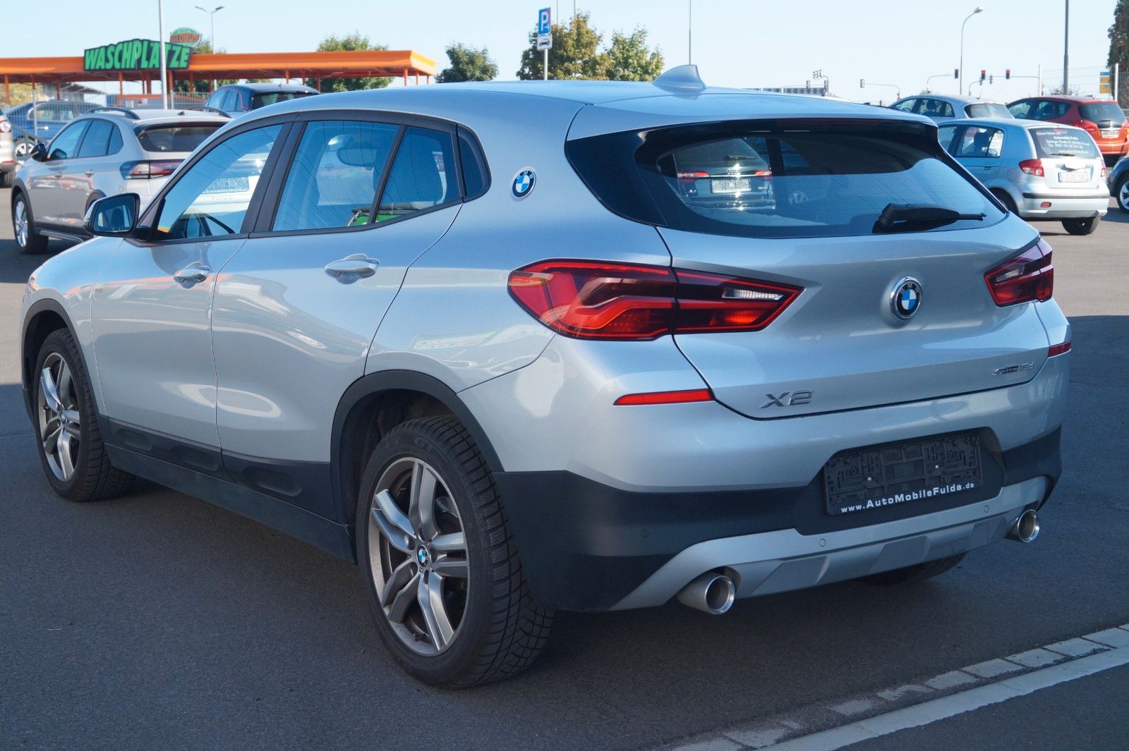 Fahrzeugabbildung BMW X2 sDrive 18 d Advantage
