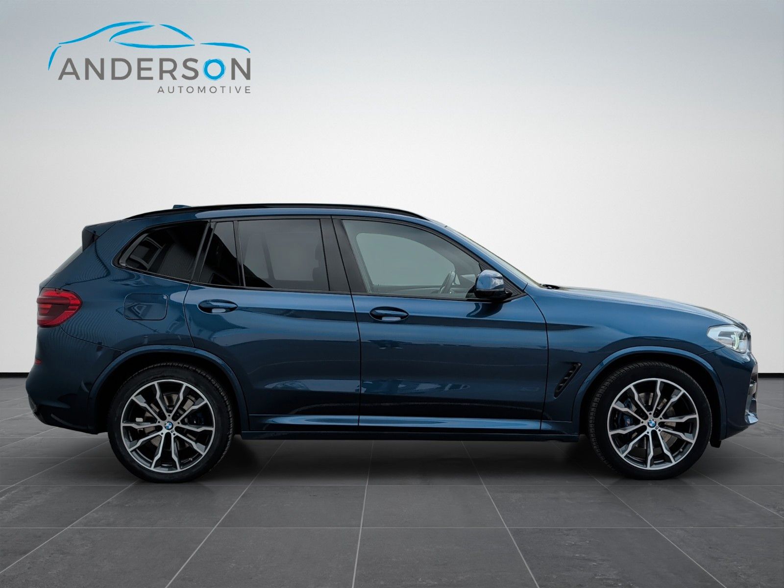 Fahrzeugabbildung BMW X3 30D XDRIVE M SPORT SHADOW AHK 20" LED LEDER