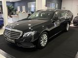 Mercedes-Benz E 200 d T 9G *NAVI*AHK*LED*PDC*EL.HECK*KLIMA* - Mercedes-Benz E 200 in Essen