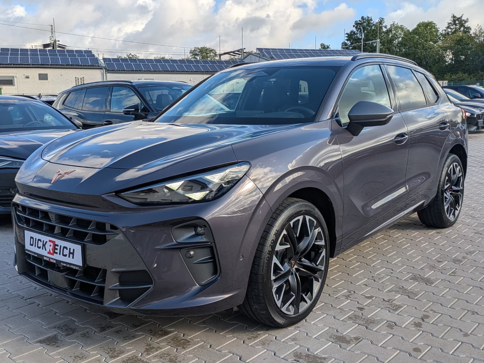 Fahrzeugabbildung CUPRA Terramar 2.0 TSI 4D VZ HUD*MATRIX*PANO*DCC*20"