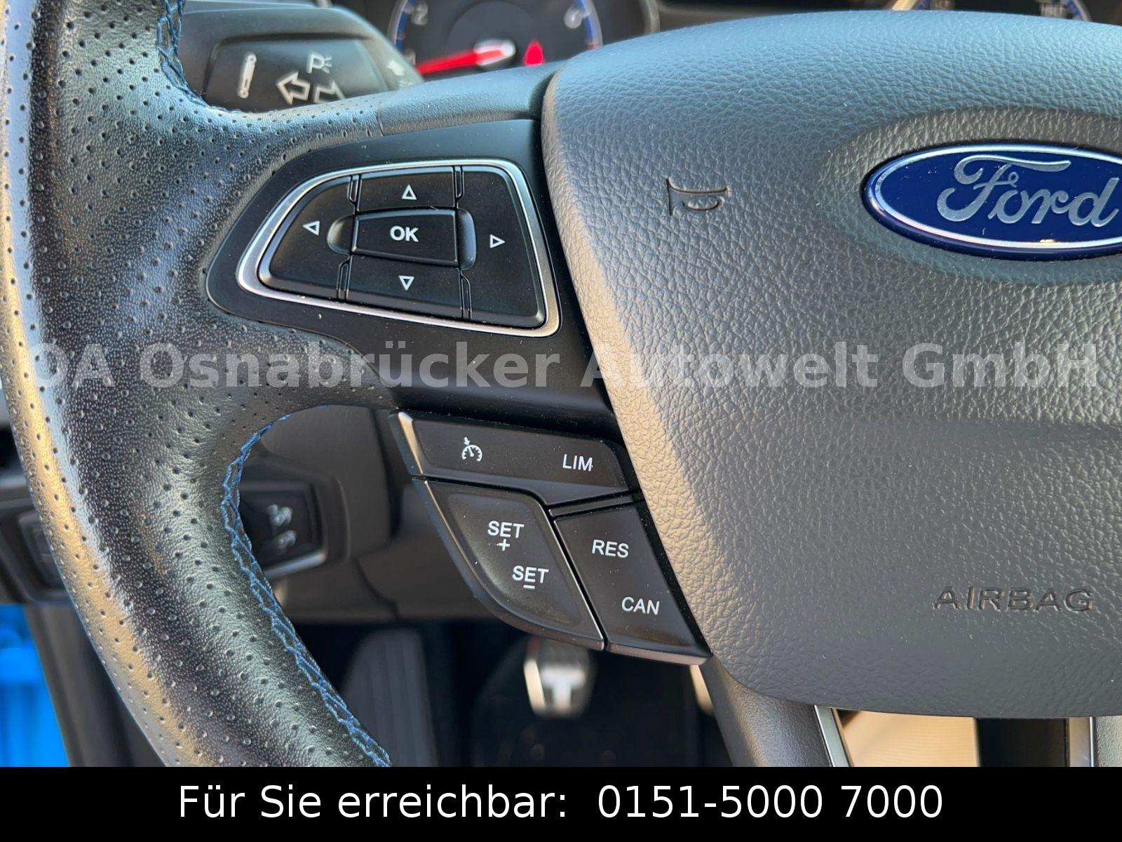 Ford Focus RS Limo 350PS Recaro Klappe Käfig Kamera