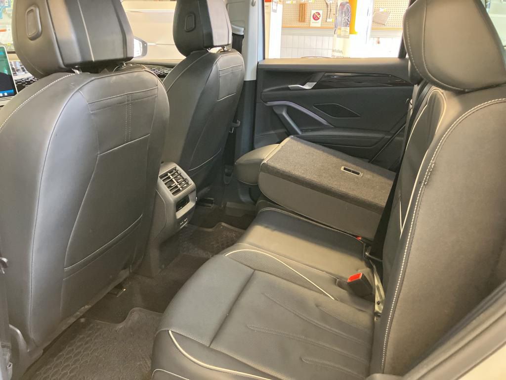 Volkswagen Tiguan TDI DSG 4Mo. *Elegance*AHK*Leder*Matrix* foto 4