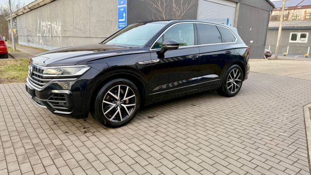 Volkswagen Touareg R-Line 4Motion