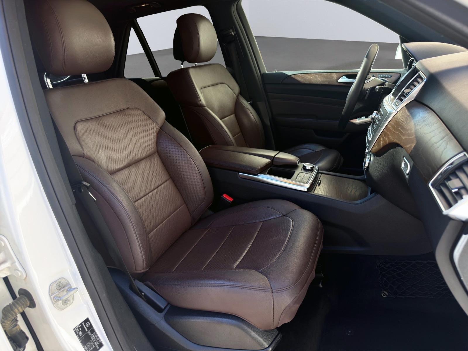 Mercedes-Benz ML 350CDI V6 4MATIC*Leder*Bi-Xenon*360°*Schieb.*