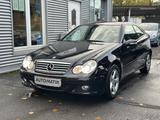 Mercedes-Benz 200 C -Klasse Sportcoupe AUTOMATIK+LEDER+PDC - gebrauchte Mercedes-Benz C 200 aus dem Jahr 2006