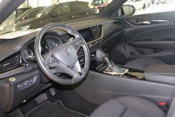 Fotografie des Opel Insignia Sports Tourer 2.0 Diesel Aut. Business