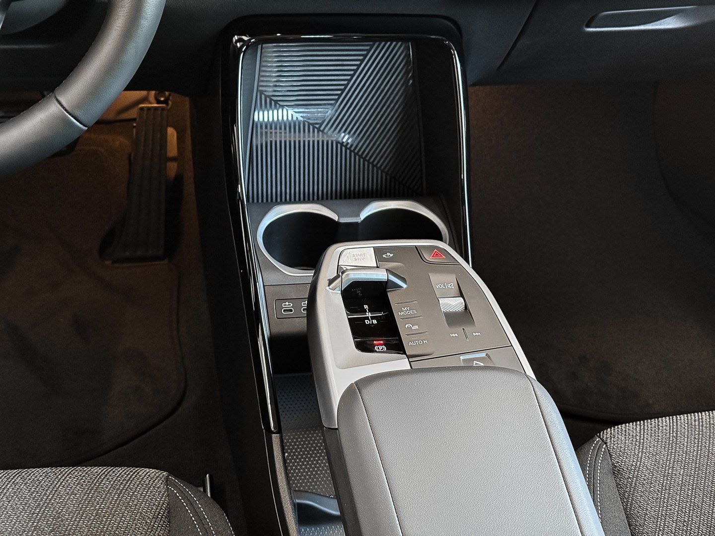 BMW iX2 - Bild 9