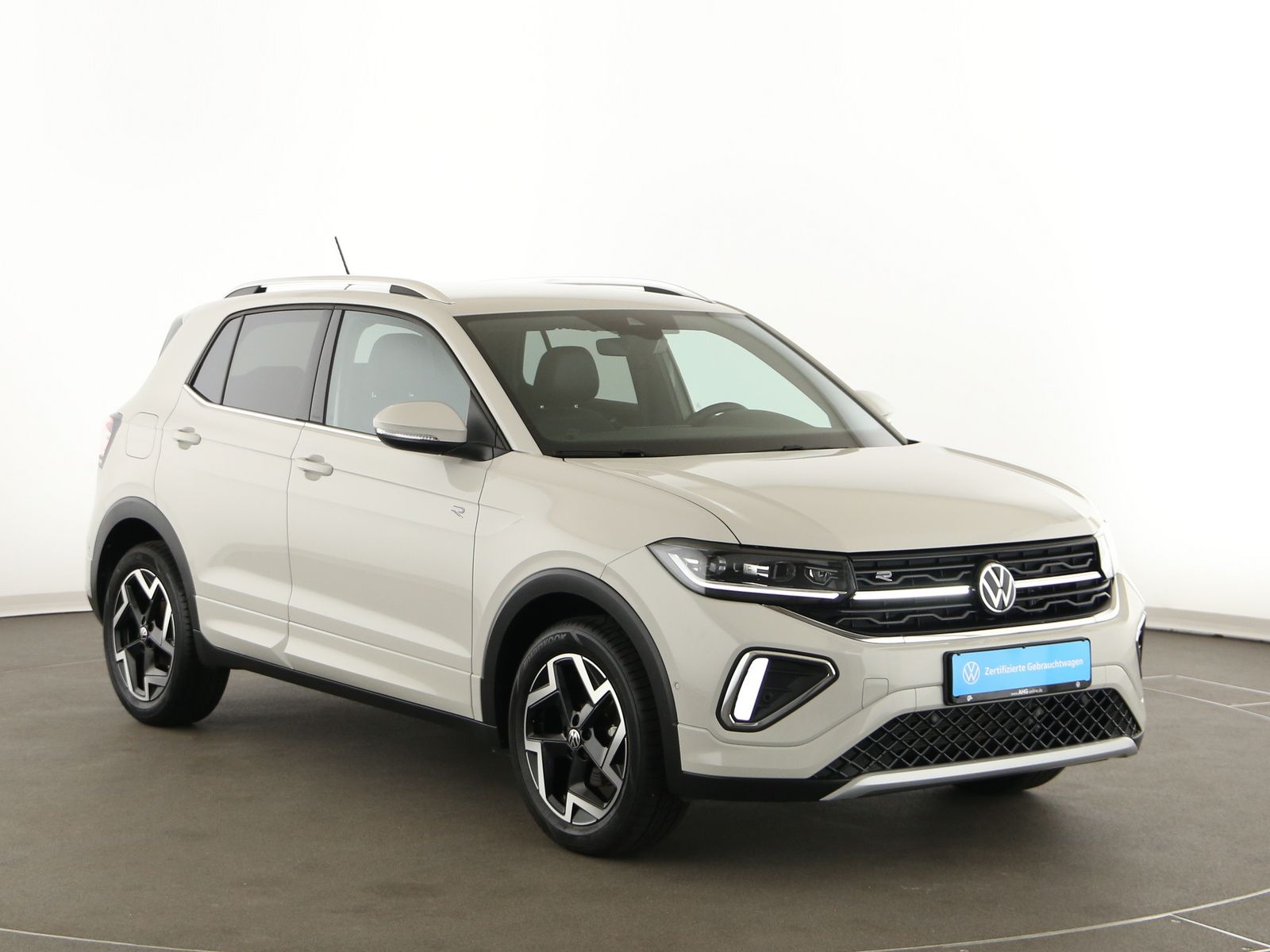 Volkswagen T-Cross - Bild 10