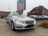 Mercedes-Benz E 220 T-Modell CDI *Scheckheft*Tüv*PDC*AHK* - Mercedes-Benz E 220: Cdi T Modell