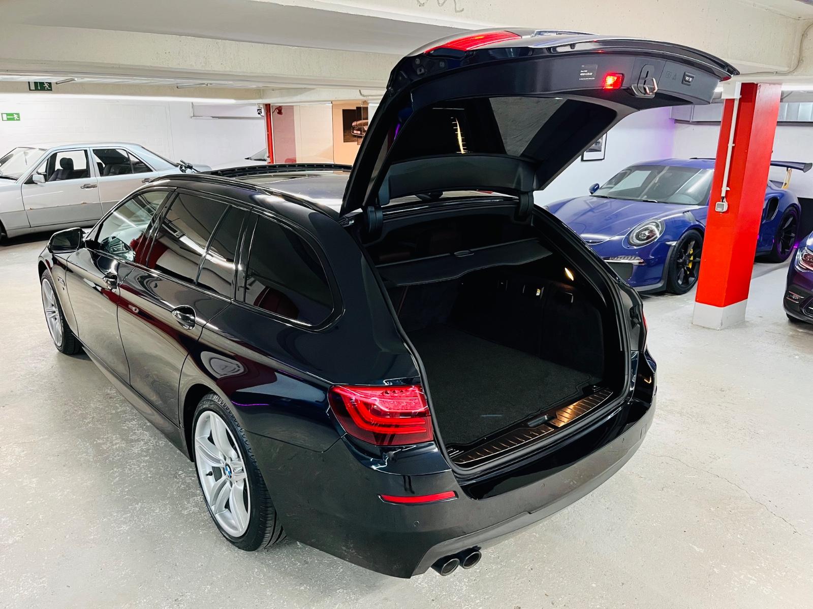 BMW 530d Touring xDrive M-Paket Panorama|Kamera|HUD
