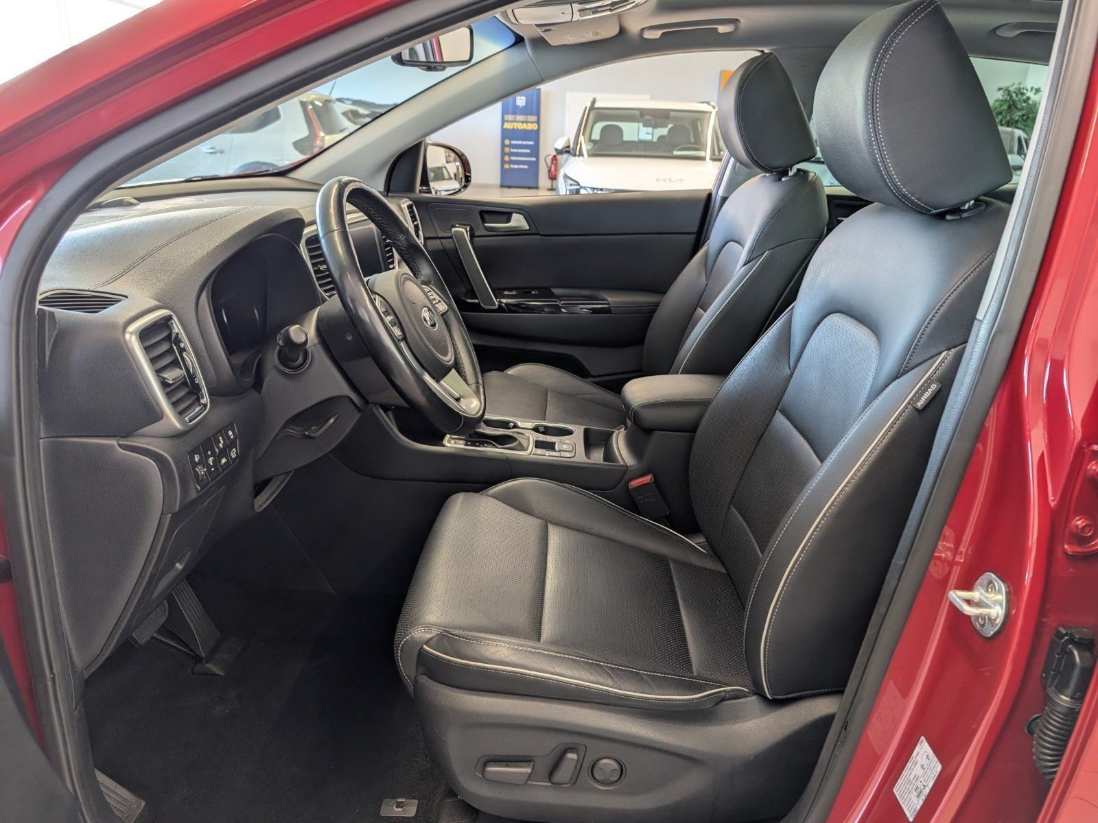 KIA Sportage  2.0 CRDi MHEV Platinum Edition 4WD – Bild 9