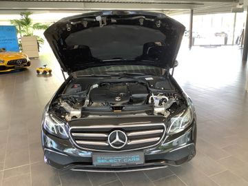Mercedes E 220 - 5