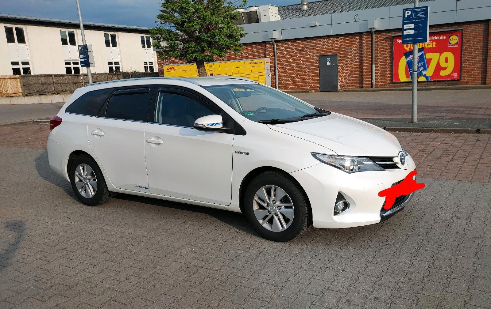 Toyota Auris Touring Sports