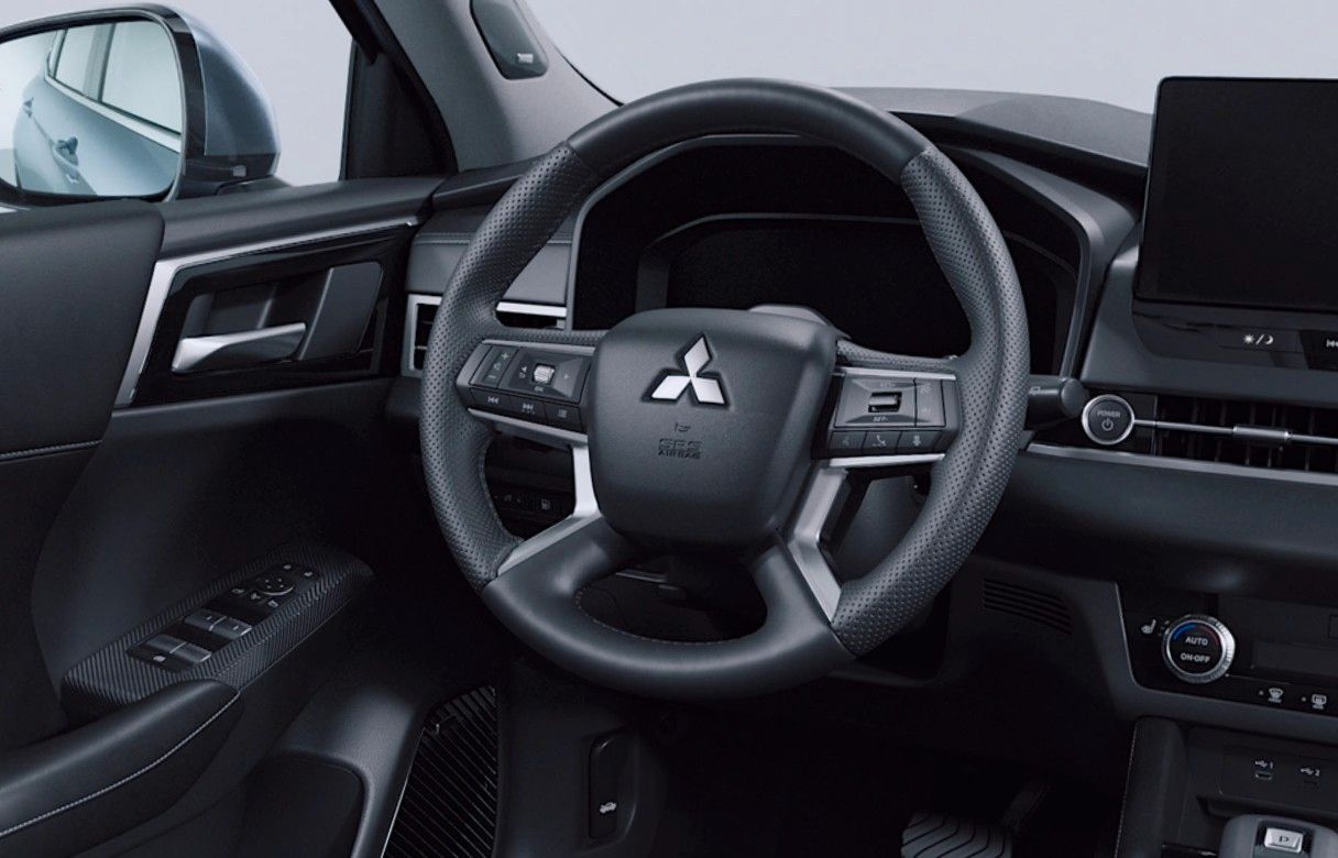 Mitsubishi Plug-in Hybrid Outlander - Bild 11