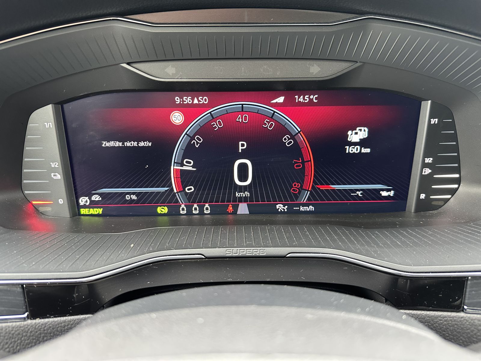 Fahrzeugabbildung SKODA Superb Combi 1.4 TSI iV Style DSG NAV+MATRIX+ACC