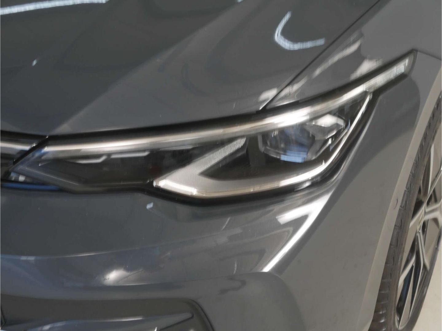 Volkswagen Golf 1.5 eHybrid Style DSG AHK Matrix RFK NAV SH foto 5
