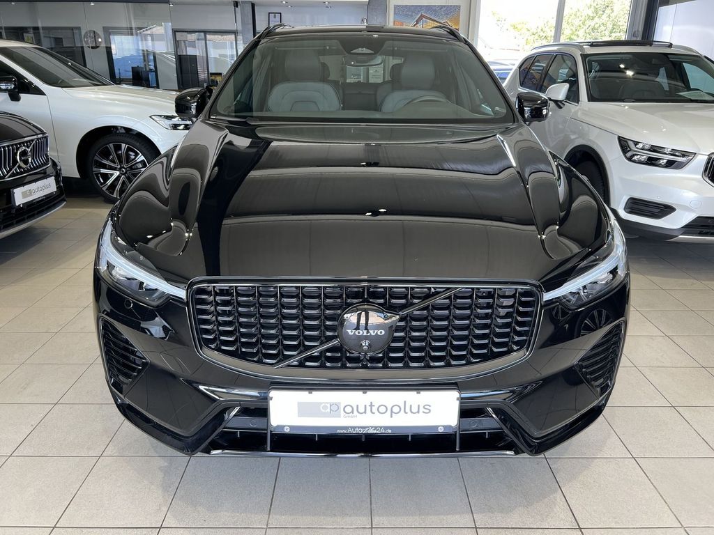 Volvo XC60 T6 Plus Black Edition Recharge AWD AHK 360°