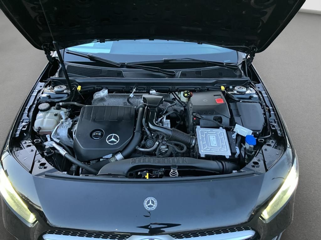 Fahrzeugabbildung Mercedes-Benz A 200 AMG*PSD*LED*KAMERA*NAVI-PREMIUM*AMBIENTE