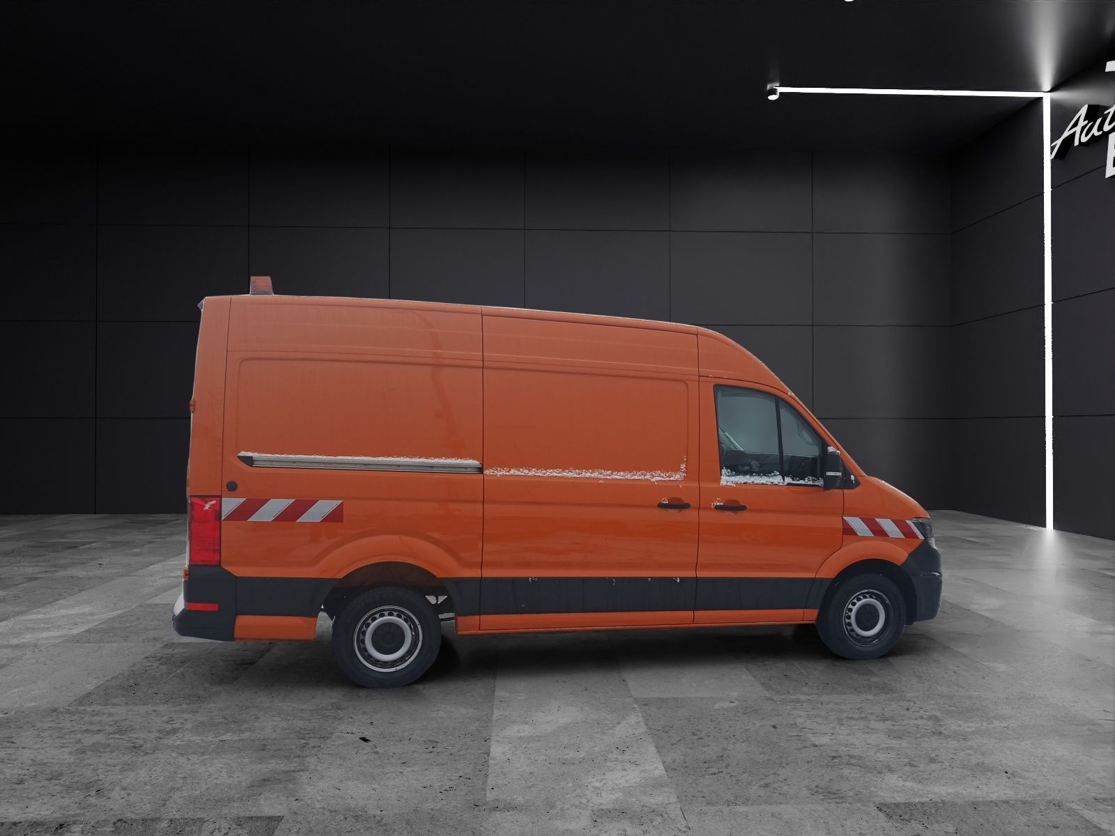 Fahrzeugabbildung Volkswagen Crafter Kasten 35 MR HD AHK Klima RFK