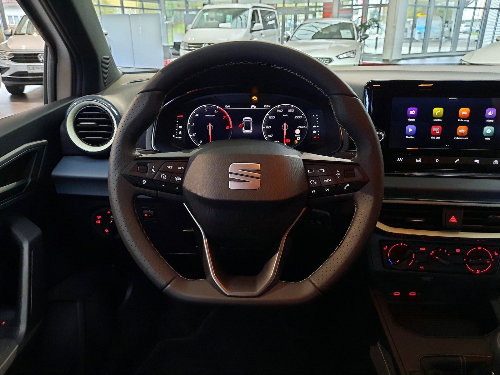 Fahrzeugabbildung SEAT Arona Facelift Style TSI*LED*Sitzhzg*PDC*ACC*APP